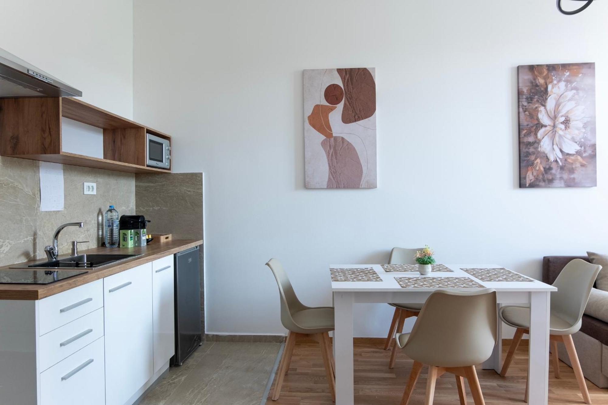 Home Art Apartments سكوبجي المظهر الخارجي الصورة