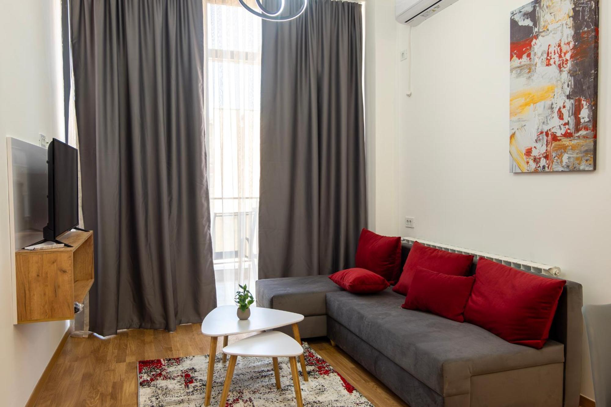 Home Art Apartments سكوبجي المظهر الخارجي الصورة