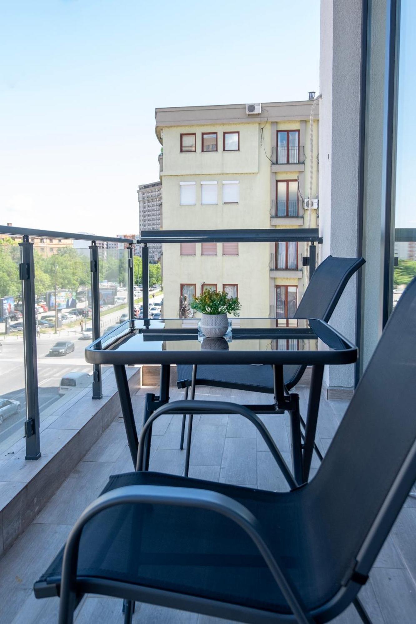 Home Art Apartments سكوبجي المظهر الخارجي الصورة