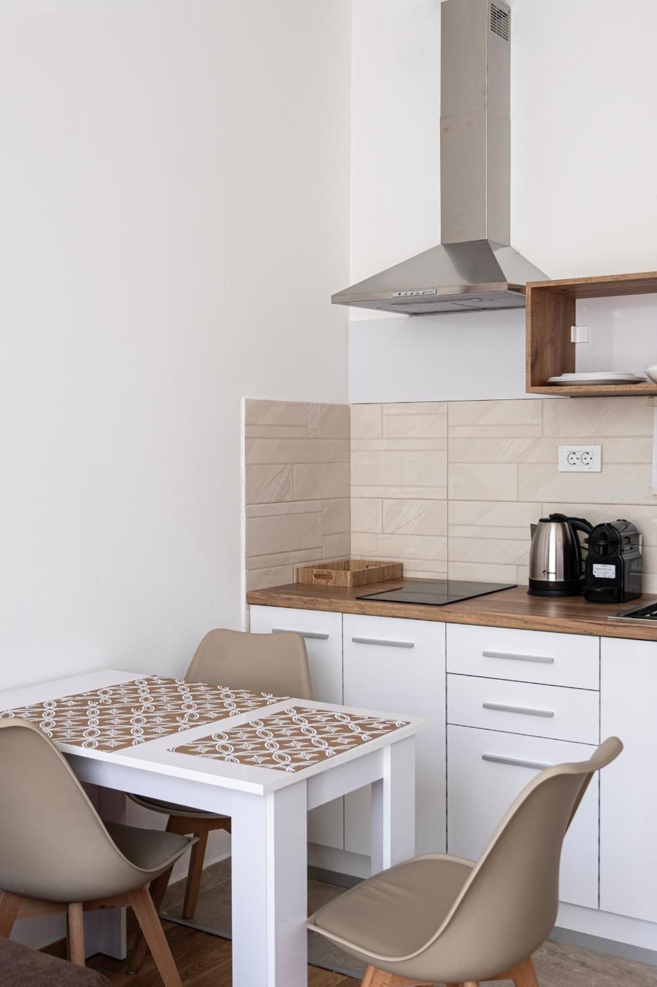 Home Art Apartments سكوبجي المظهر الخارجي الصورة