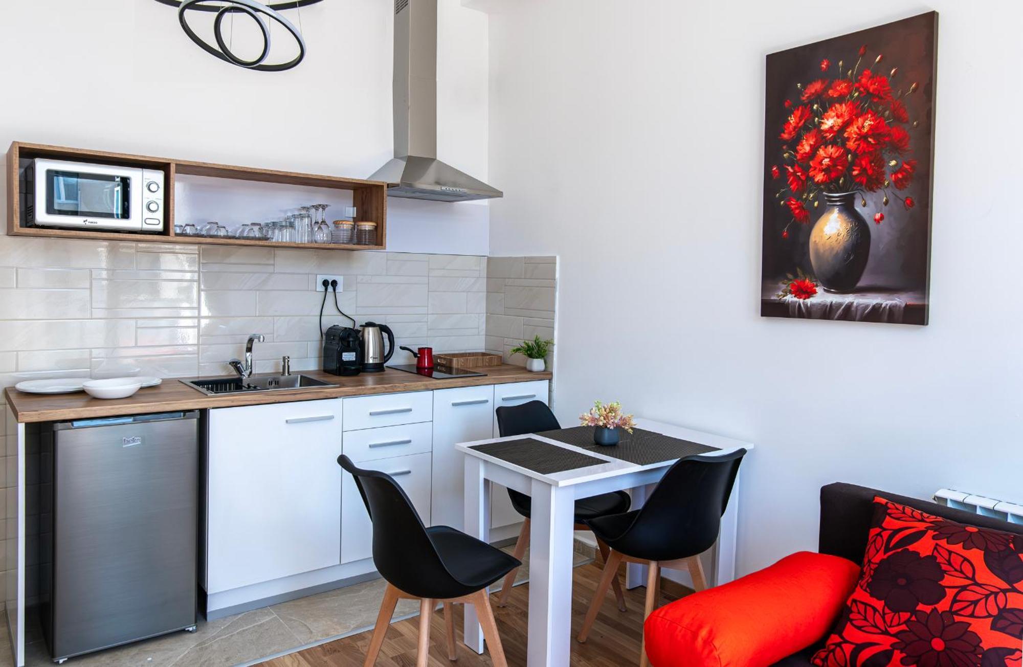 Home Art Apartments سكوبجي المظهر الخارجي الصورة